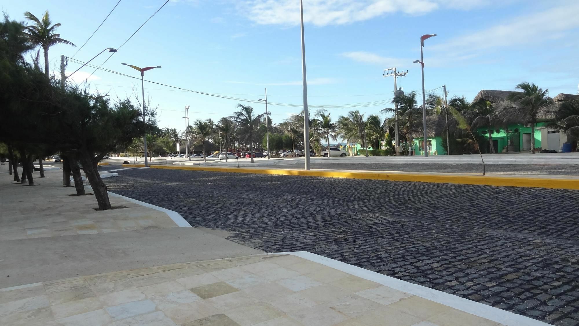 Pousada E Pizzaria Sol E Alegria Fortaleza  Exteriör bild